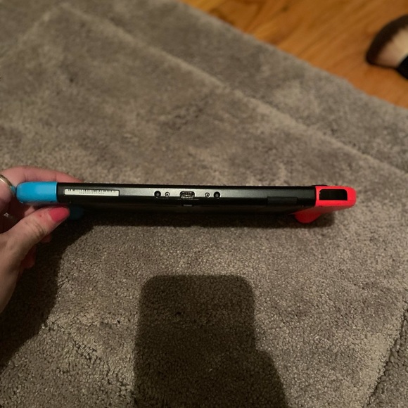 Nintendo switch - Picture 5 of 7